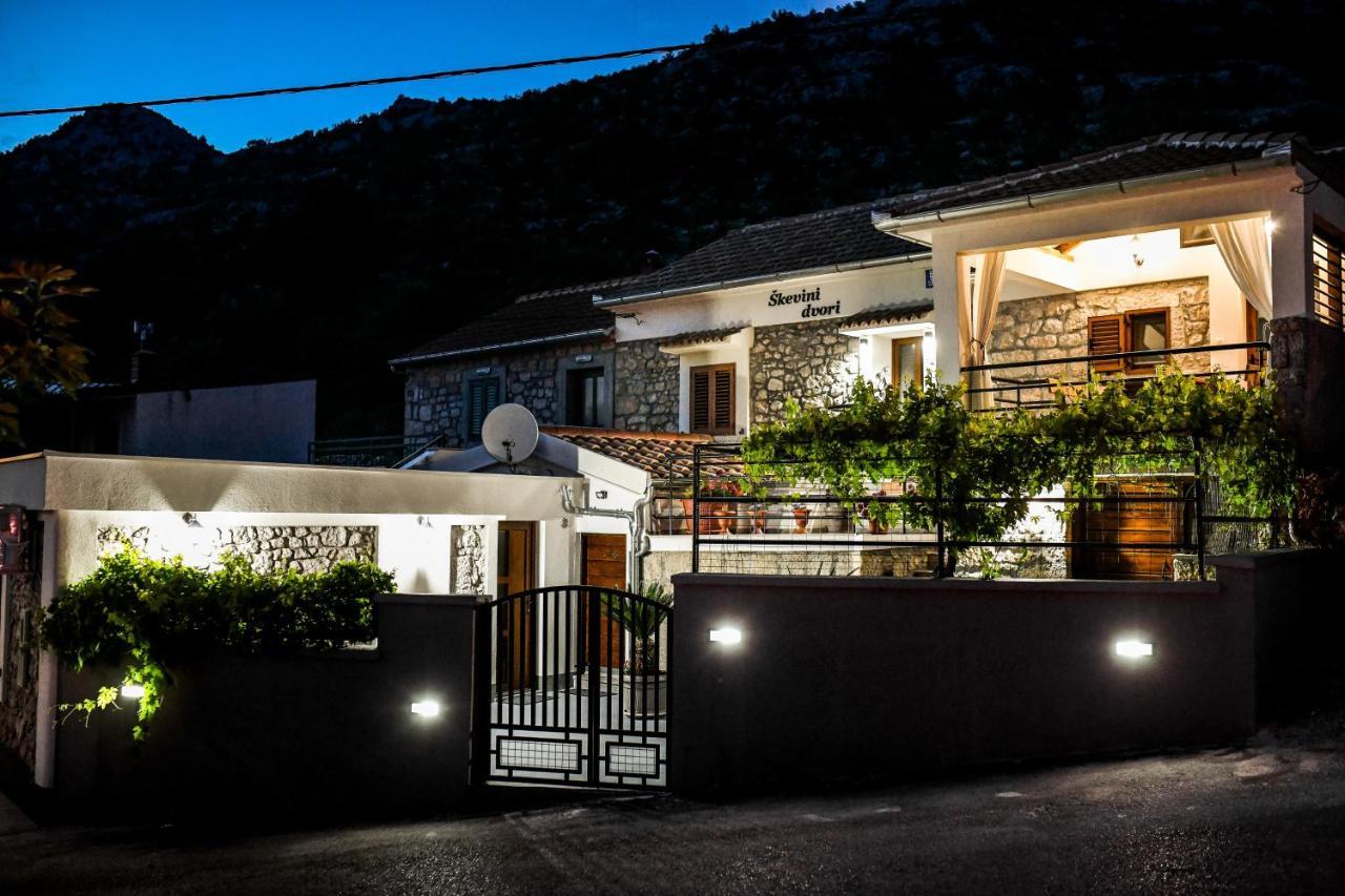 Holiday Home Skevini Dvori Starigrad Paklenica Extérieur photo
