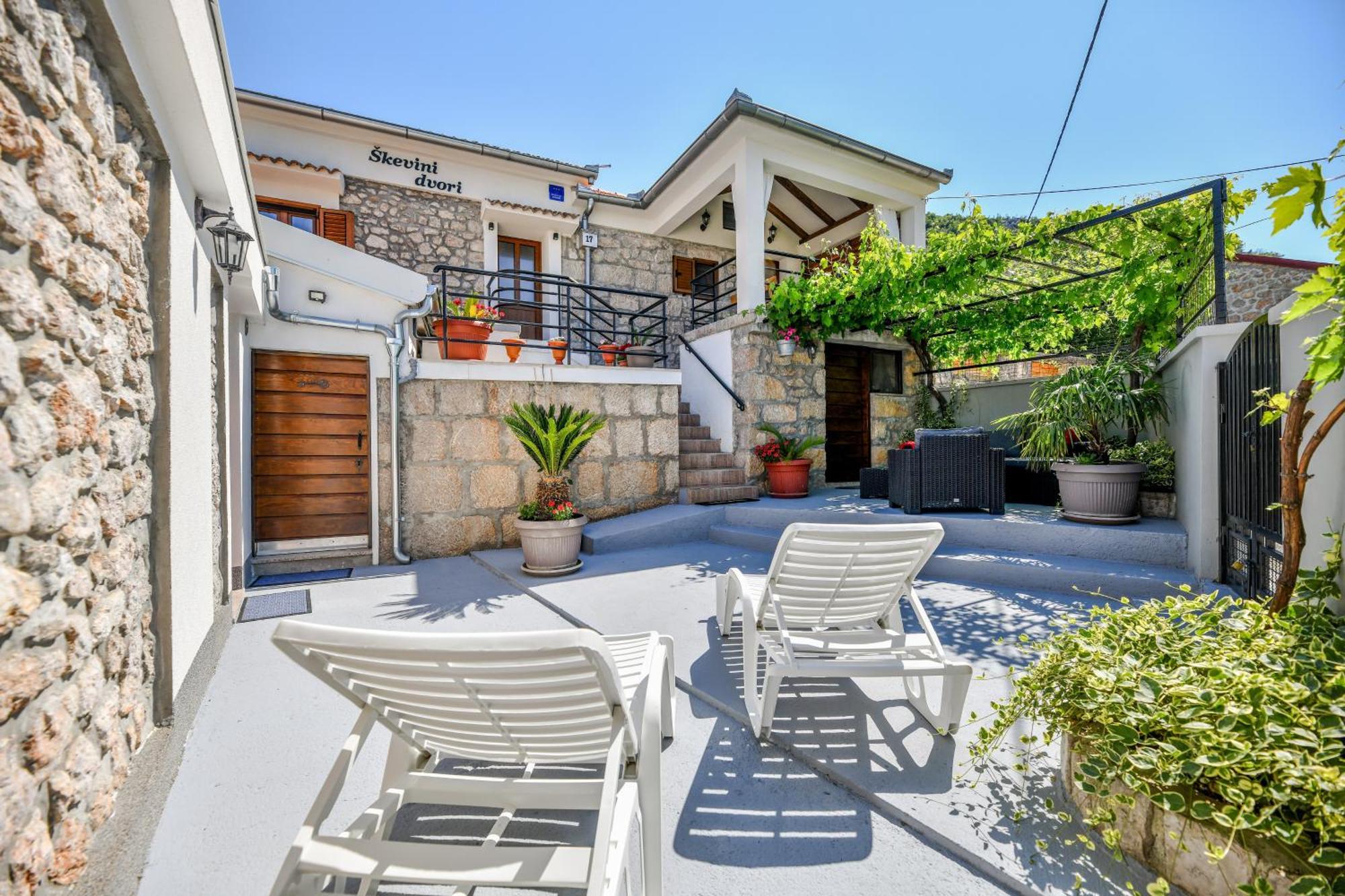 Holiday Home Skevini Dvori Starigrad Paklenica Extérieur photo