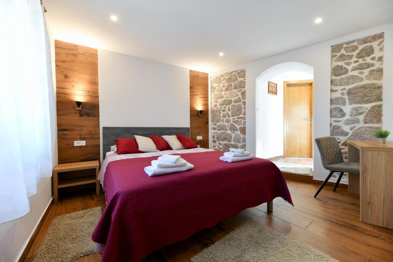 Holiday Home Skevini Dvori Starigrad Paklenica Extérieur photo