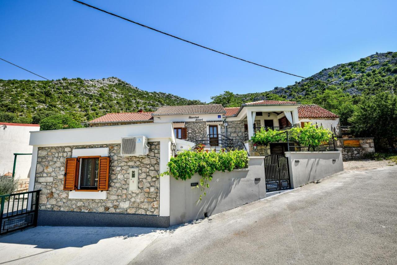 Holiday Home Skevini Dvori Starigrad Paklenica Extérieur photo